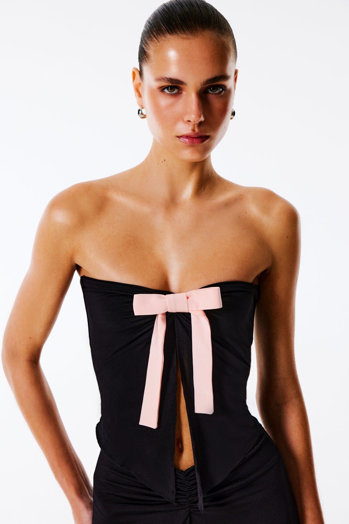 LALITA Fiyonk veya Gül Detaylı Straplez Üst Love On Friday